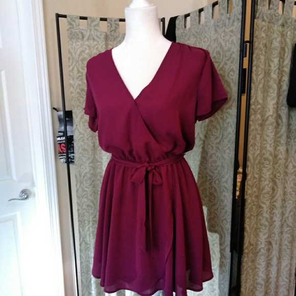 Forever 21 Dresses & Skirts - Forever 21 Burgundy Dress